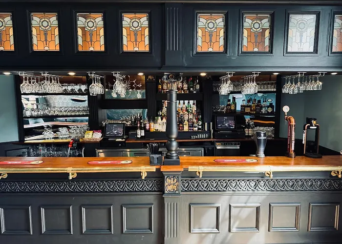 Charlotte House Hotel