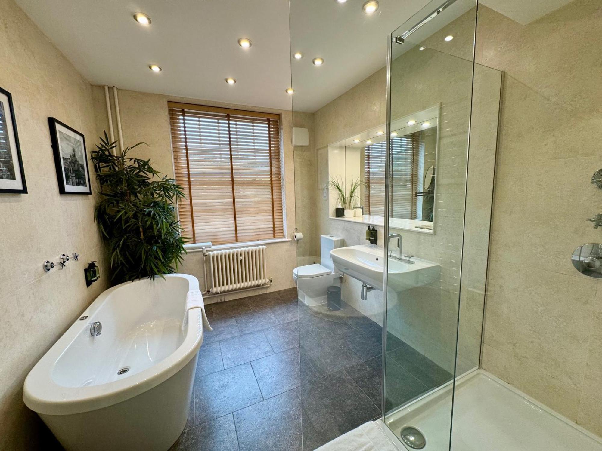 Charlotte House Hotel Lincoln